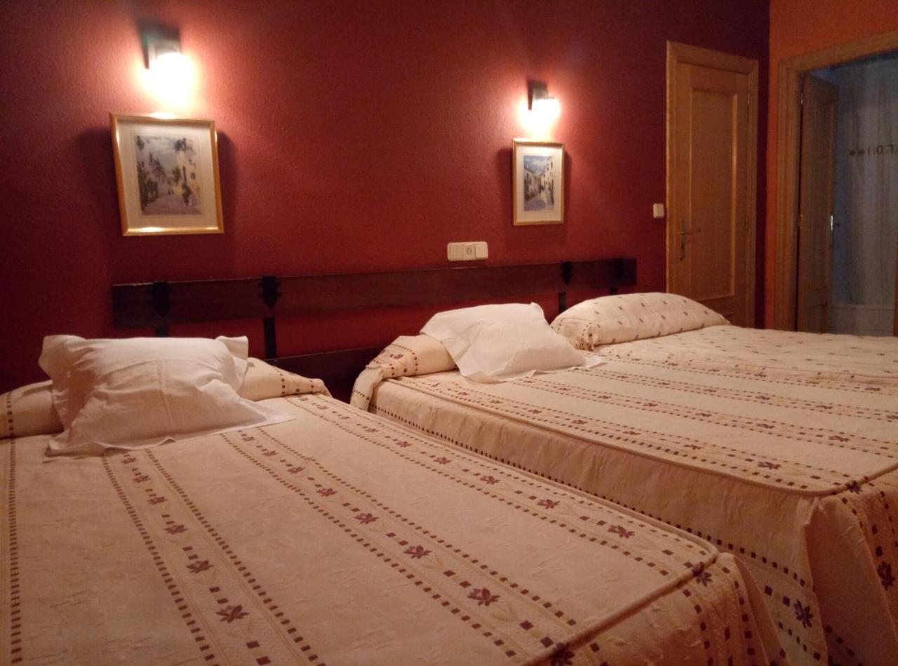 Hostal Residencia Castilla Cuenca  Bagian luar foto